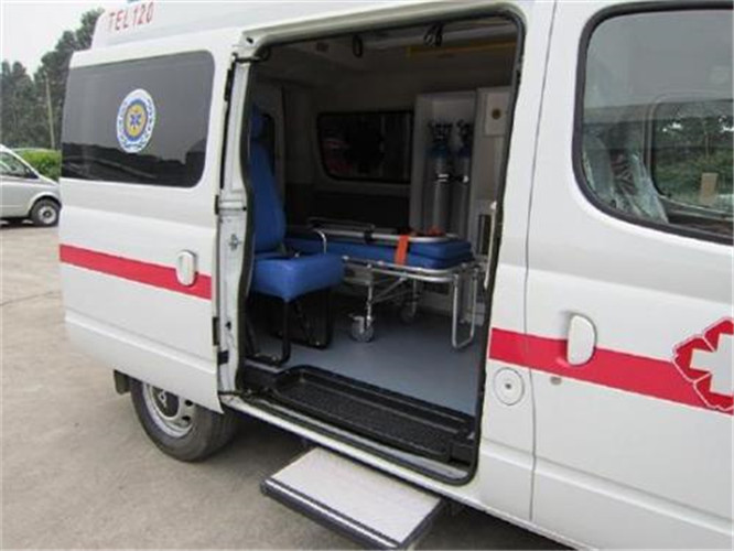 文县救护车出租服务案例7